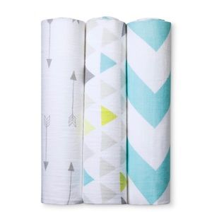 3pack of Muslin Swaddle blankets for baby